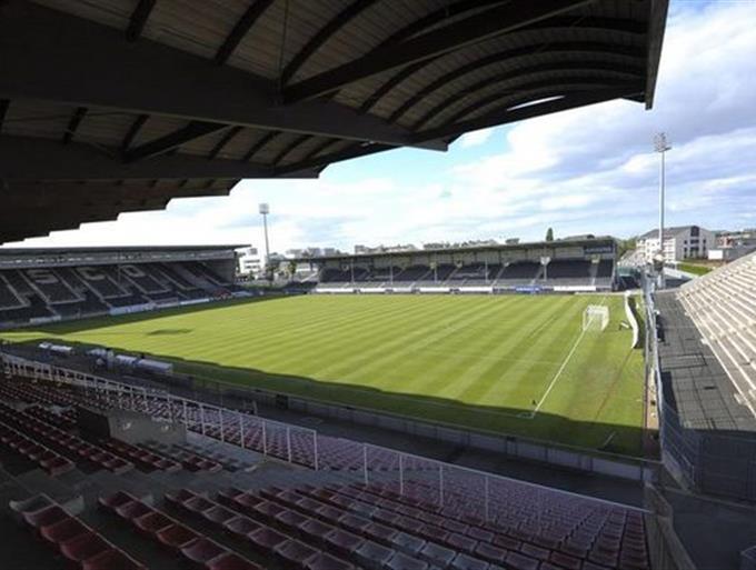 Pôles sportifs d'Angers - football - Le Grand Hôtel de la Gare 3 étoiles