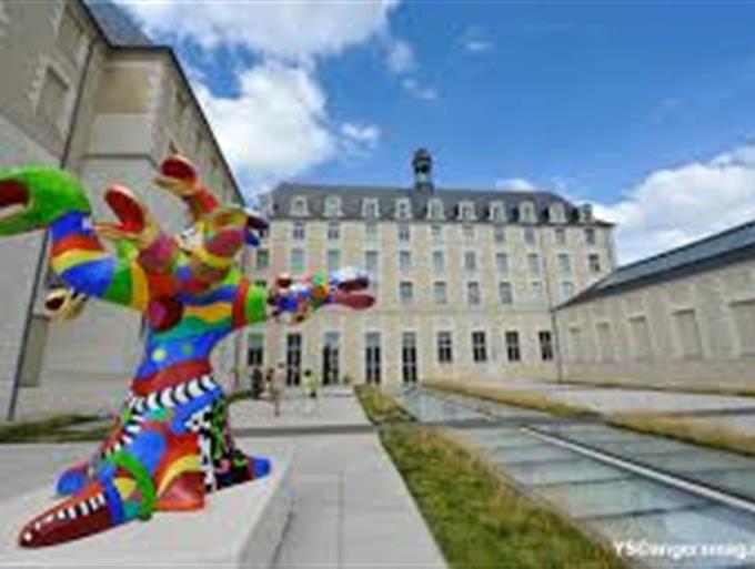 Angers et son musée des beaux arts  - Le Grand Hôtel de la Gare 3 étoiles