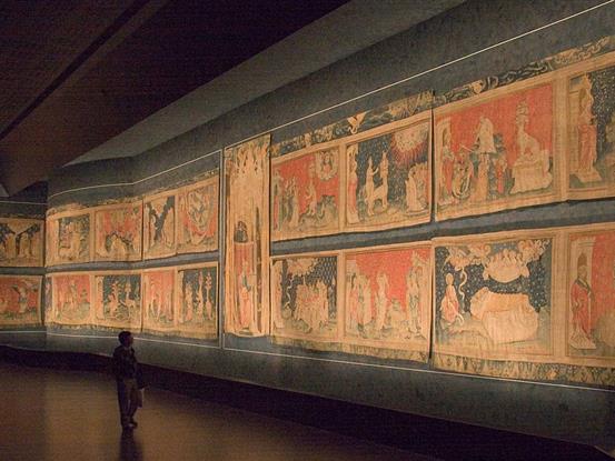 La tapisserie de l'Apocalypse Angers - Le Grand Hôtel de la Gare 3 étoiles