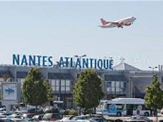 Hôtel Angers proche aéroport de Nantes - Le Grand Hôtel de la Gare ***