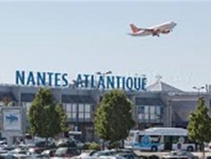Hôtel Angers proche aéroport de Nantes - Le Grand Hôtel de la Gare ***