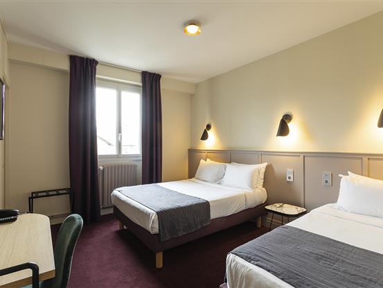 chambre familiale - Hôtel Angers  proche centre ville - Le Grand Hôtel de la Gare 3 étoiles