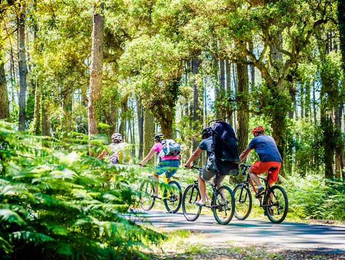 Angers - loire a vélo - Le Grand Hôtel de la Gare 3 étoiles