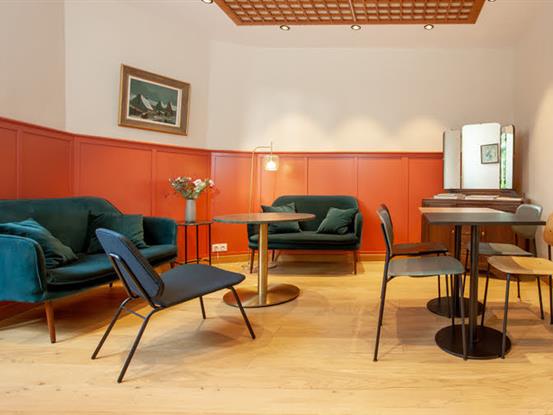 Salle de réunion à Angers - max 8 personnes - Le Grand Hôtel de la Gare 3 étoiles